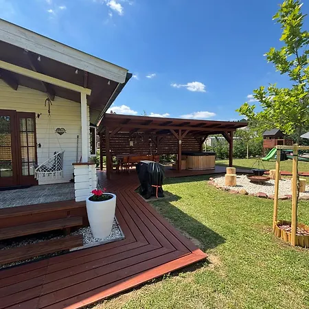 Szivike Vendeghaz Apartment